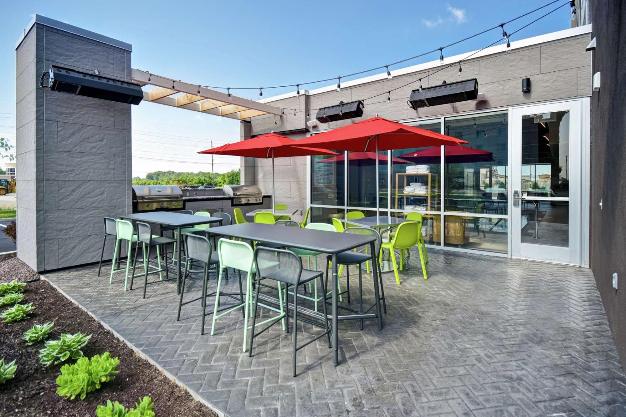 Home2 Suites By Hilton Terre Haute Εξωτερικό φωτογραφία