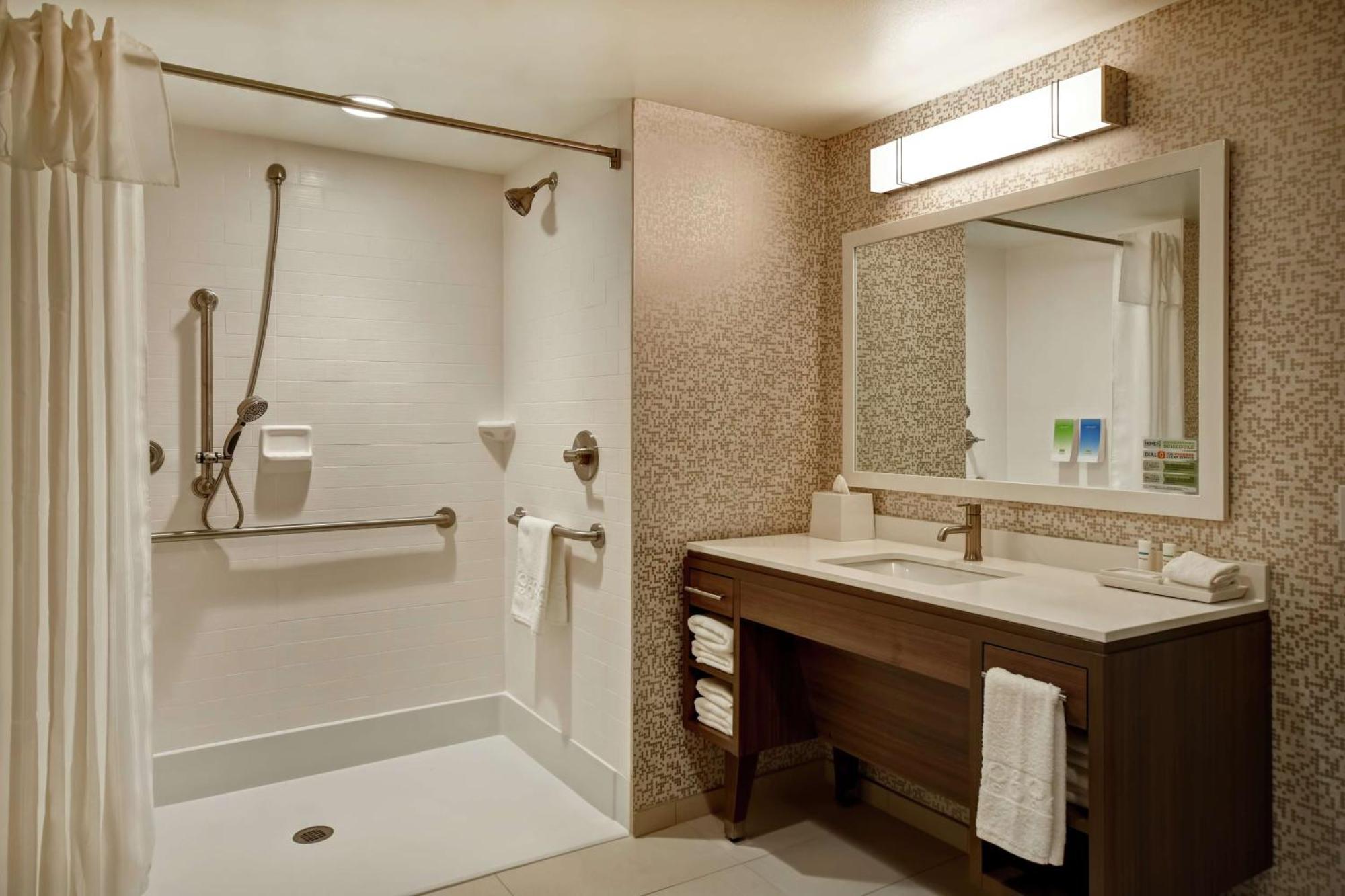 Home2 Suites By Hilton Terre Haute Εξωτερικό φωτογραφία