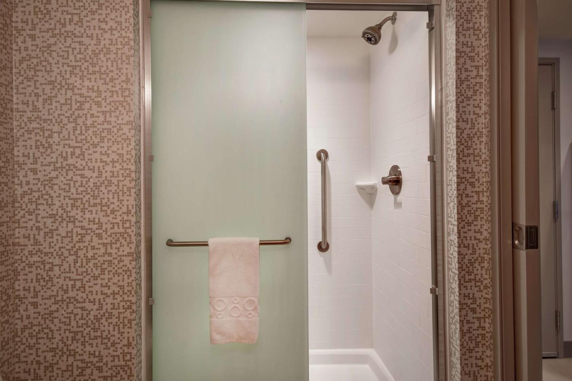 Home2 Suites By Hilton Terre Haute Εξωτερικό φωτογραφία